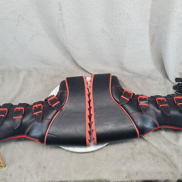 YRU Shoes Womens Size 7 Black Faux Leather Gothic Mushroom Platform Tall Boots - Picture 10 of 11